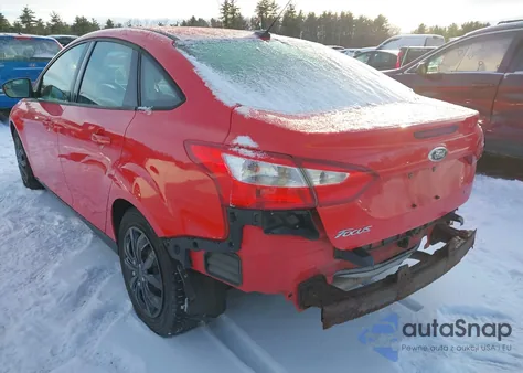 2012 Ford Focus Se из США, поврежденный, VIN 1FAHP3F20CL296803